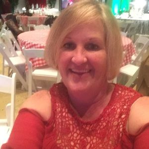 Meet your Posher, Marcia